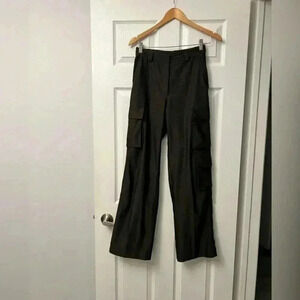 Olive Green‎ Cargo Pants​​​​​​​​